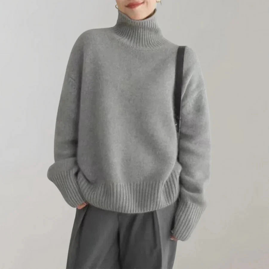 Knitted sweater | Loose fit | Turtleneck