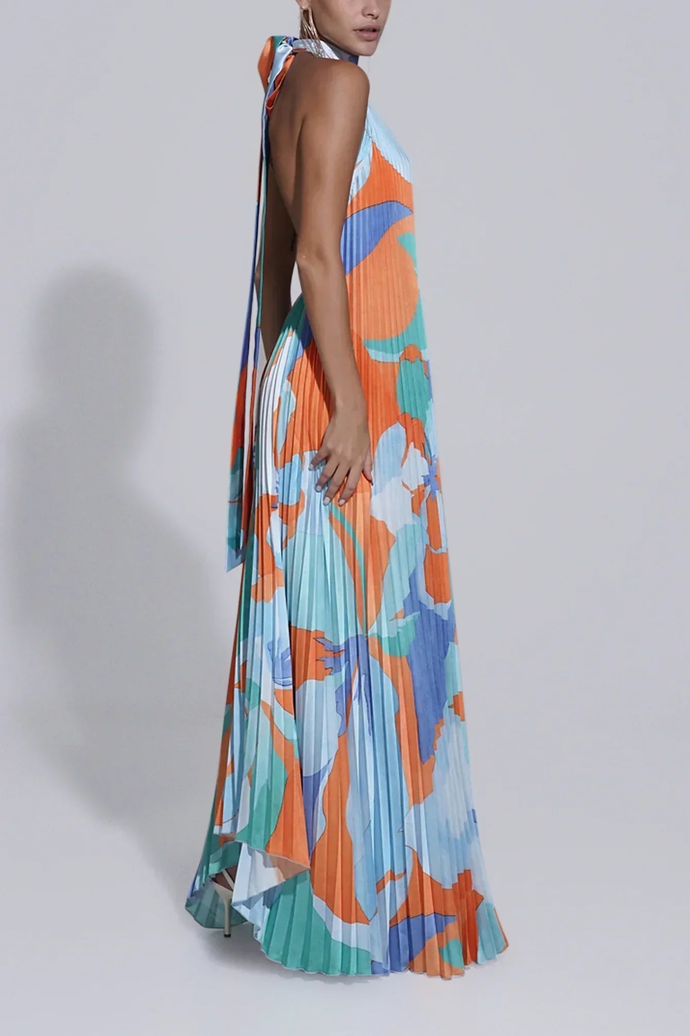 Shalia - Maxi Dress with Attractive Halter Neck