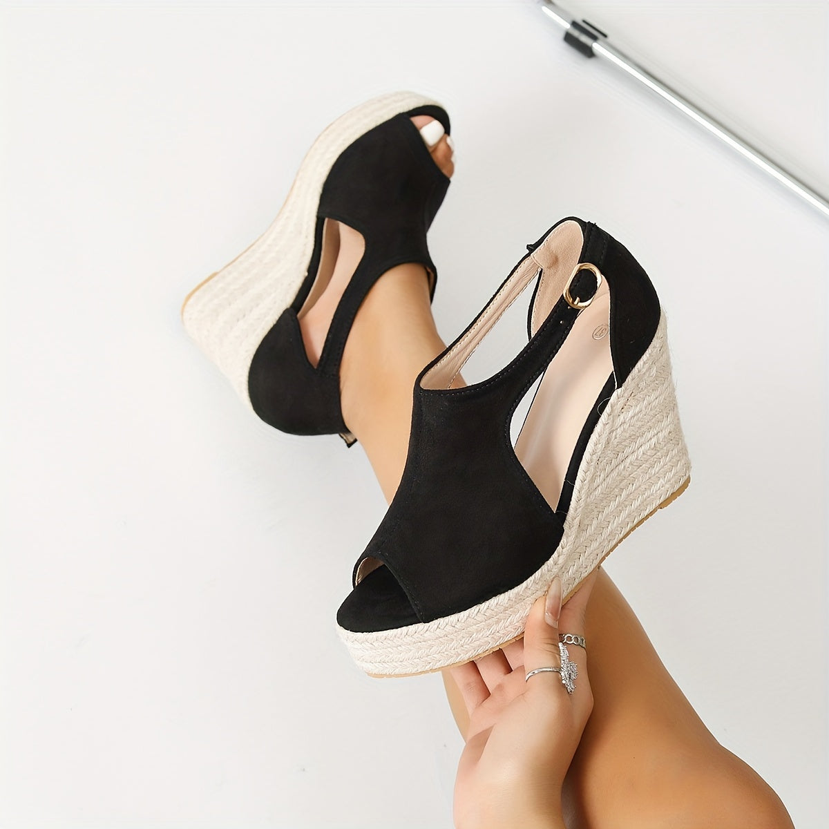 ESTELLA | PATHOGENIC FLESH-COLORED SANDALS