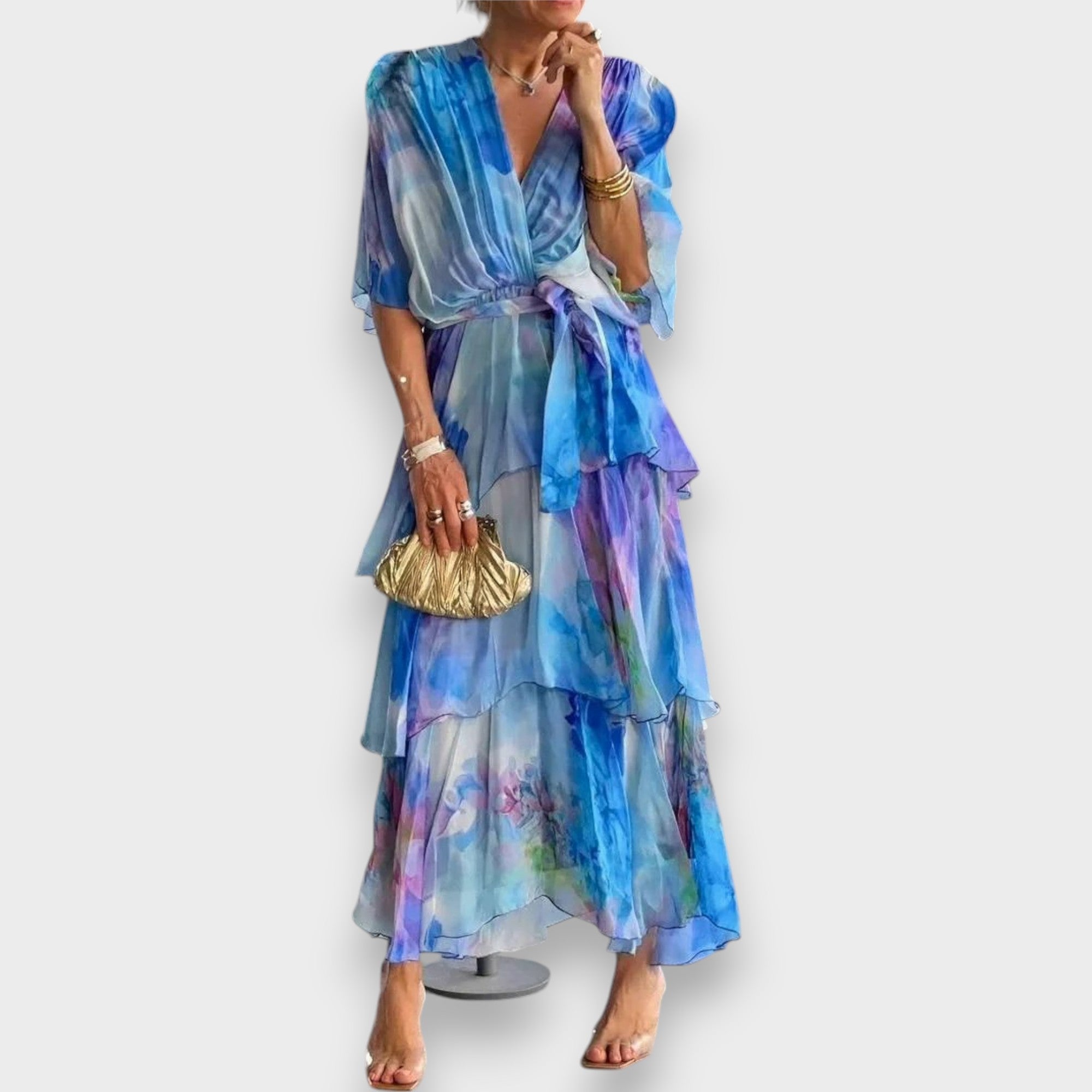 Betty - Stunning Dress with V-Neckline
