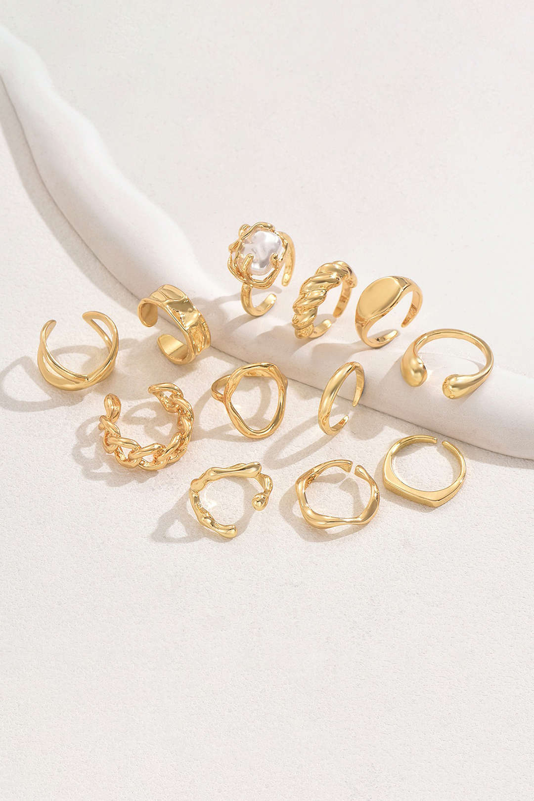 Open Geometric Metallic Ring
