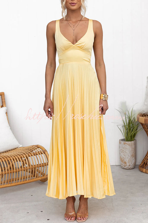 Liucija - Stunning Pleated Dress