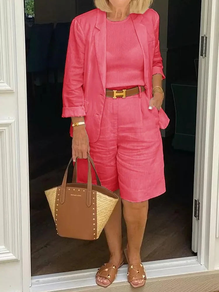 Noora | Elvora - Blazer and shorts – a two-piece relaxed set