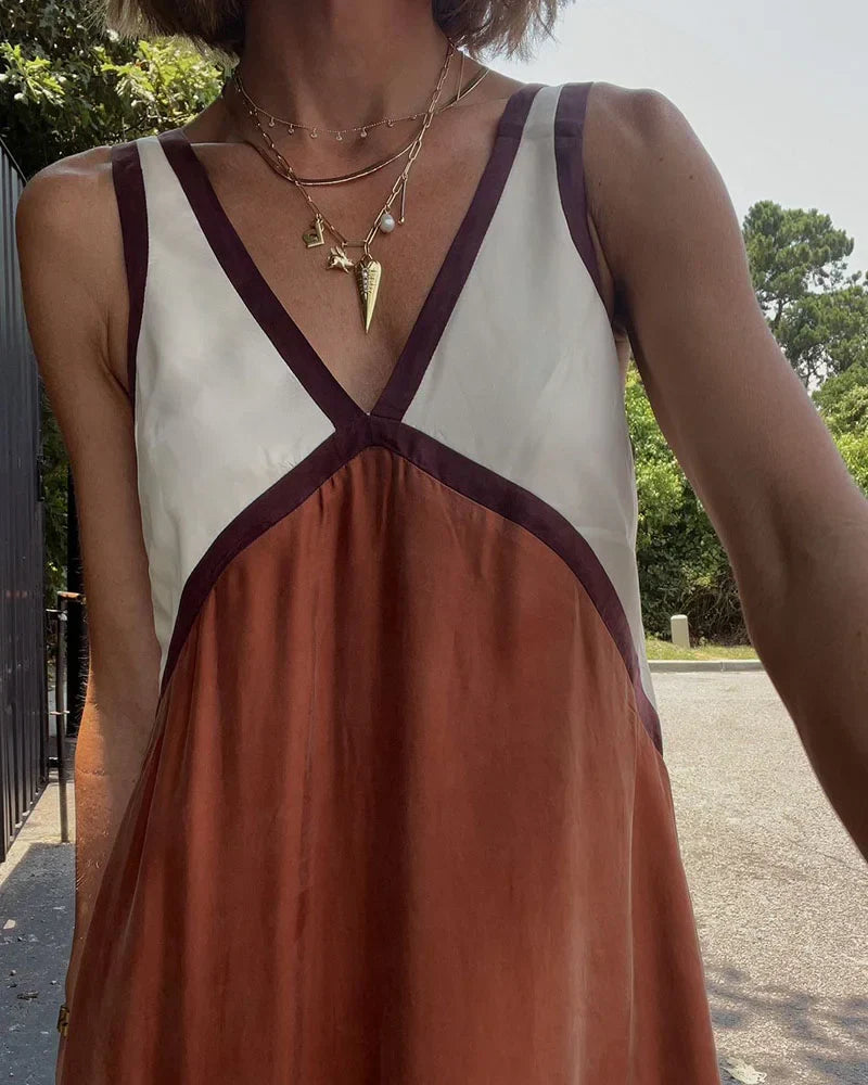 DONNA | Long Dress with V-Neck