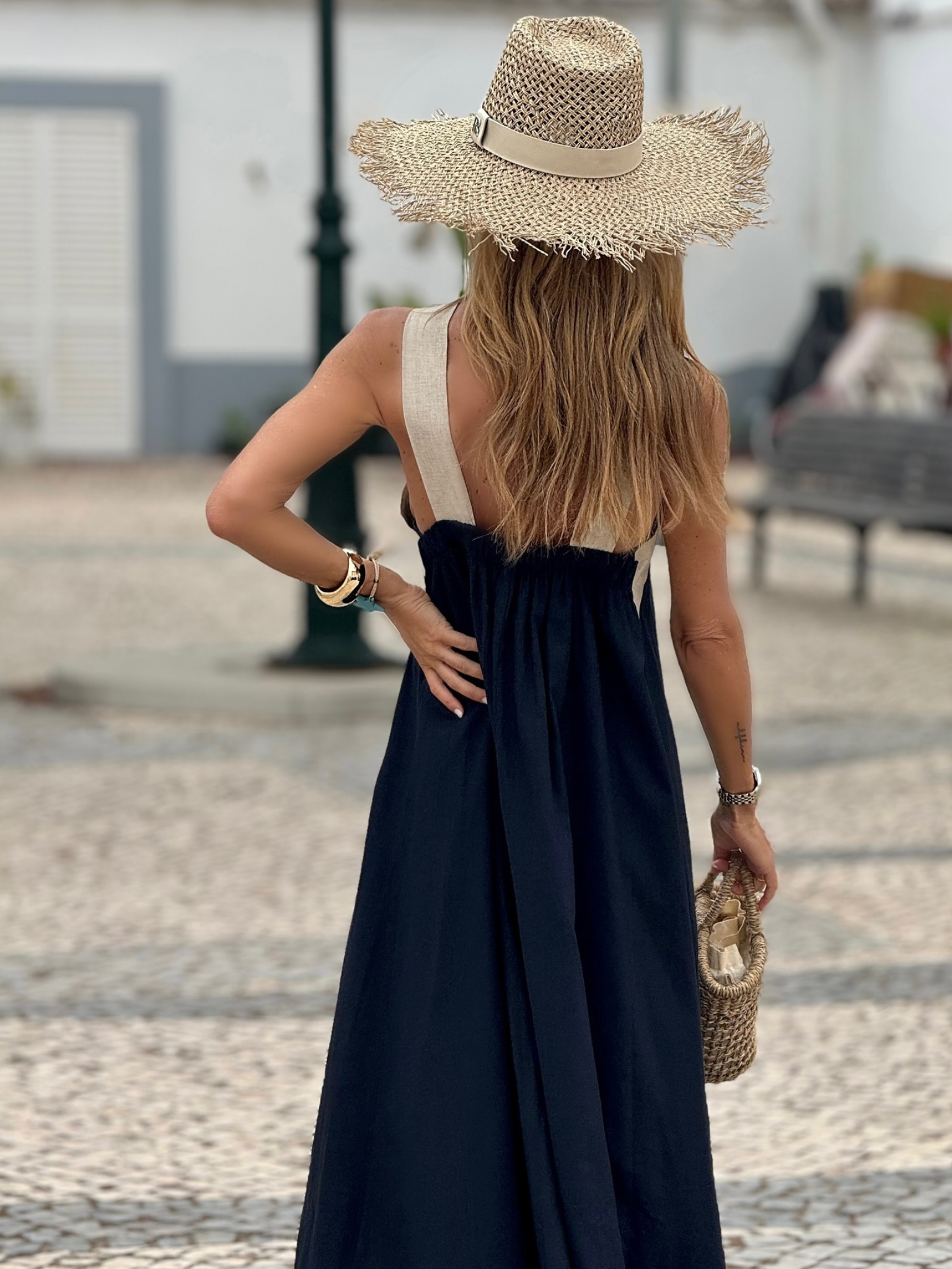 CANELA | Cross-Front Neckline Dress
