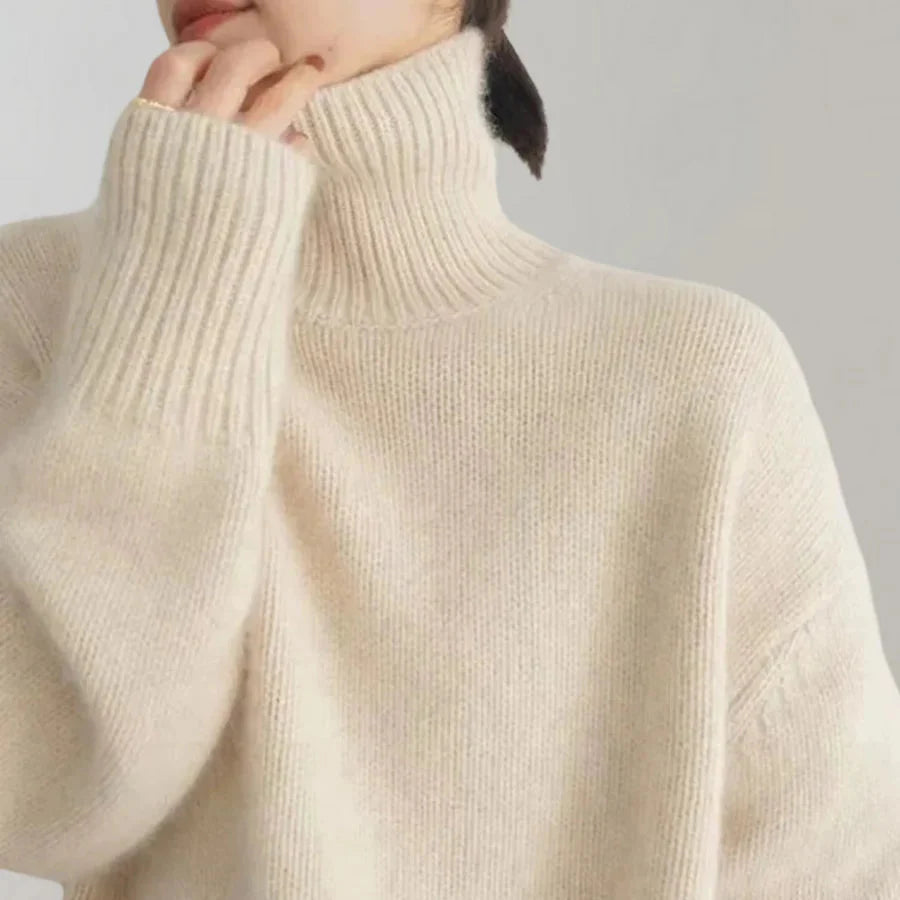 Knitted sweater | Loose fit | Turtleneck