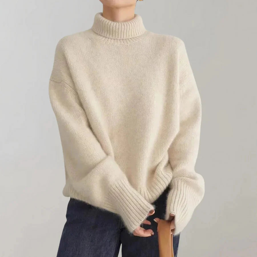 Knitted sweater | Loose fit | Turtleneck