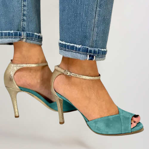 LIV | HIGH-HEEL SHINY SHOES WITH STRAPS AND FASTENING