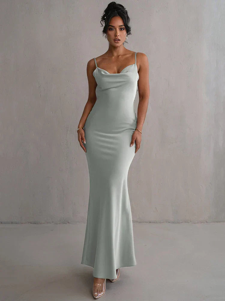 Pauline - Elegant Maxi Dress with No Back