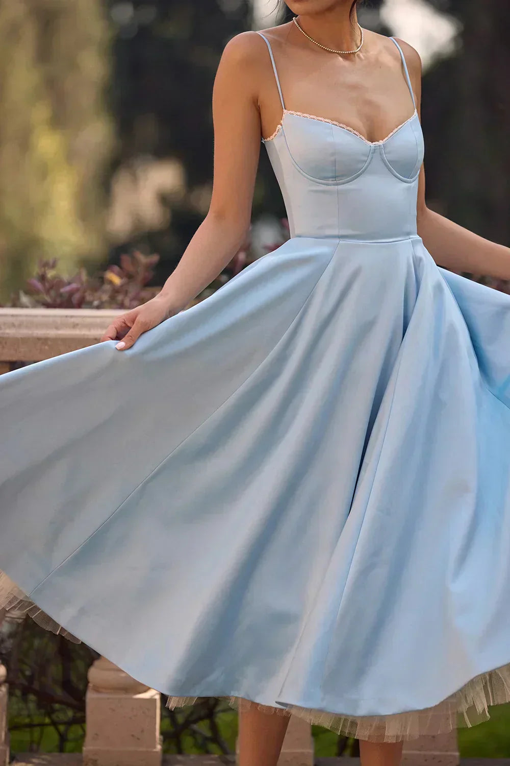 Arielle | Luxurious Midi Dress
