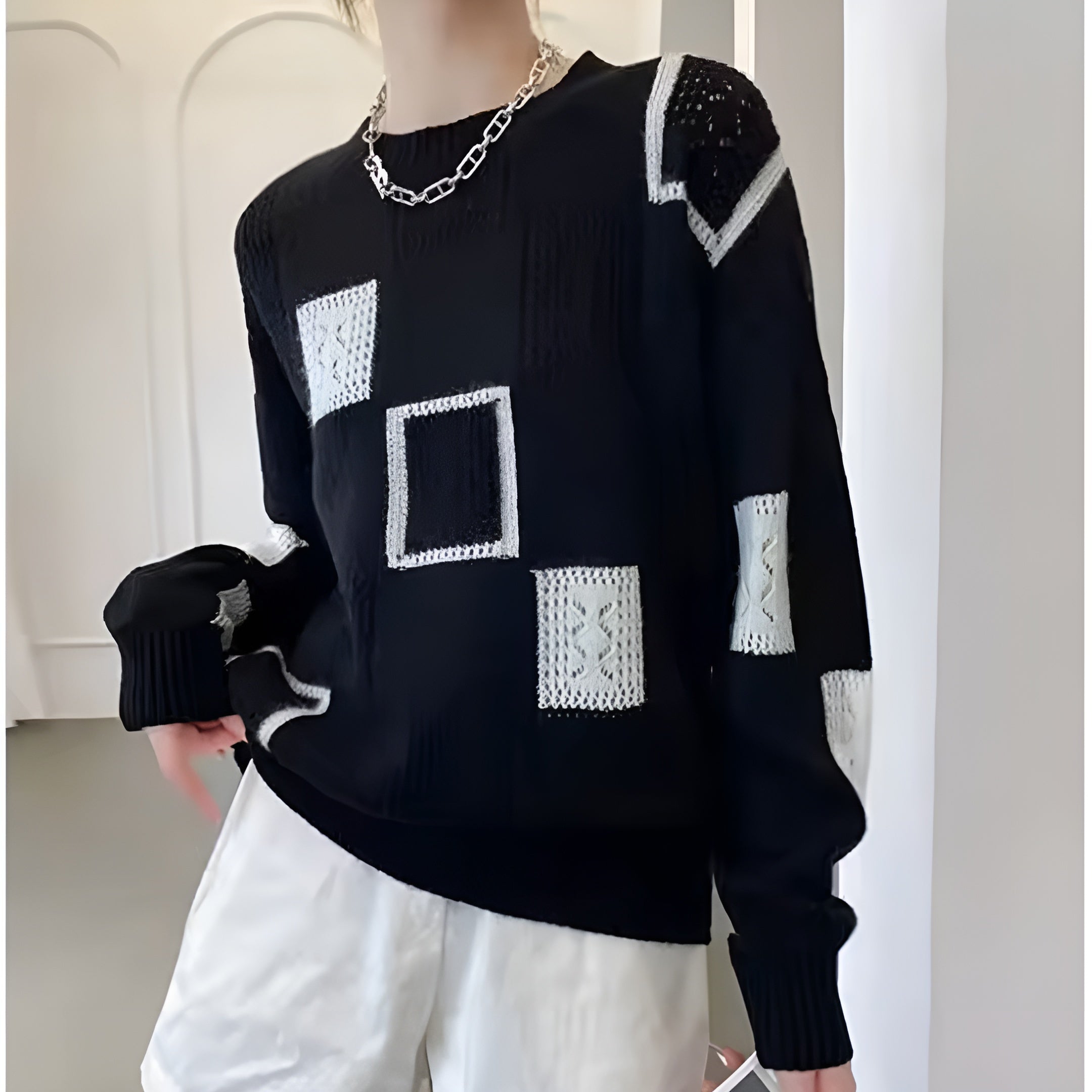 Reyana | Classic Knit Pullover