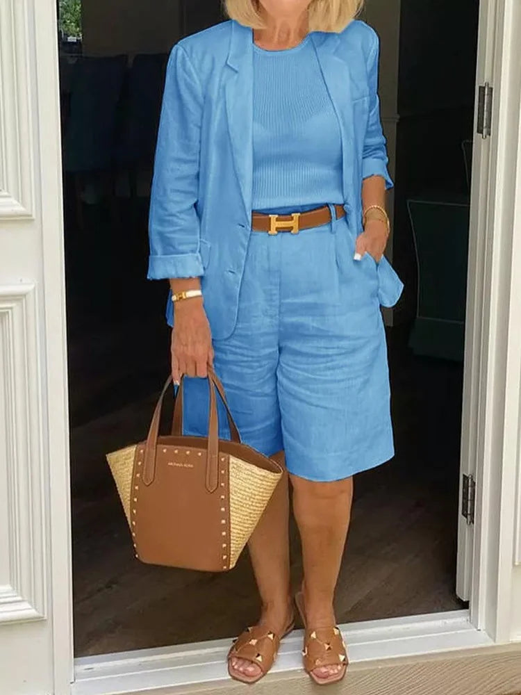 Noora | Elvora - Blazer and shorts – a two-piece relaxed set