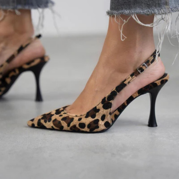 Monique – Leopard Pointed Heels