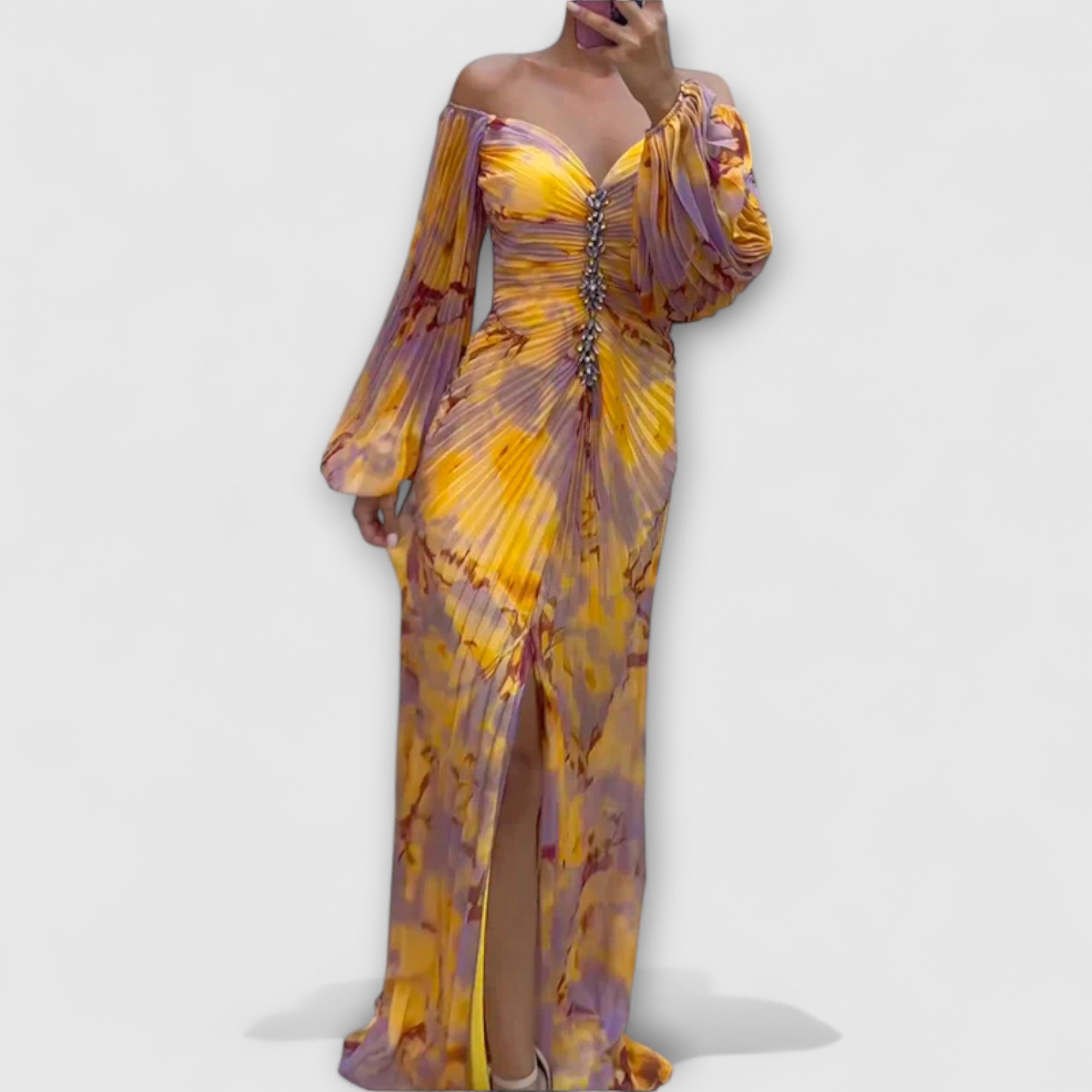 Gisselle | Elegant Dress with V-Neckline
